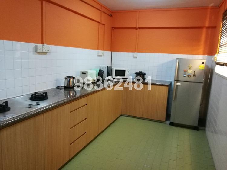 Yishun Street 61 thumbnail photo